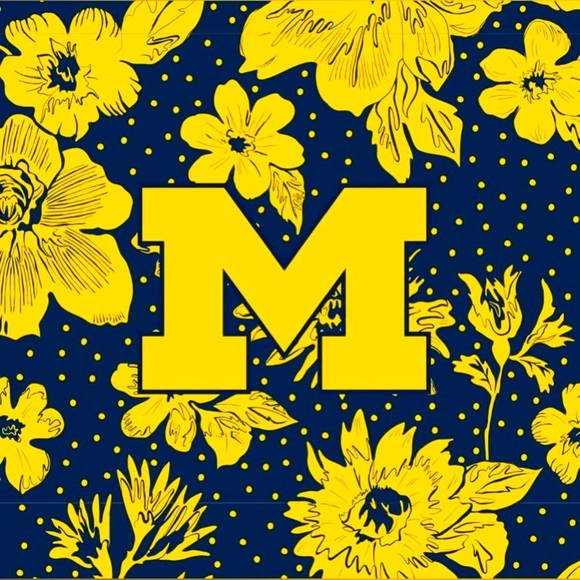 VERA BRADLEY UofM Maize & Blue Cotton Collegiate Tote Bag 🏈 EUC - Picture 9 of 11
